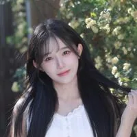 소삼삼(쑤산산)