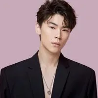 王浩东