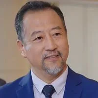 王雷