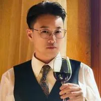 王泺然