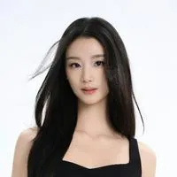 왕소억(왕샤오이)