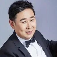 王新中