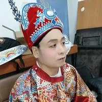 王伊