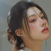 王怡文