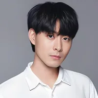 王忠浩