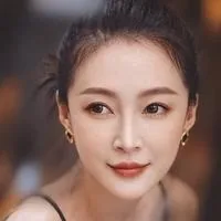 吴亚丽