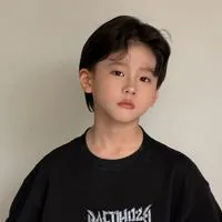 초정욱(샤오팅쉬)