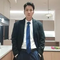潇遥