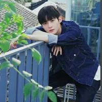 사홍흠(셰훙신)