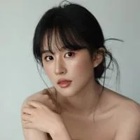 忻芮