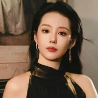 서예진(쉬이전)