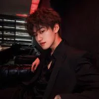 轩麟超