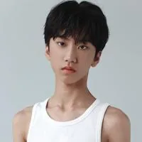杨浩辰