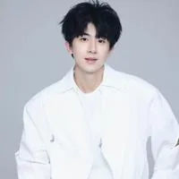 杨鹤麟