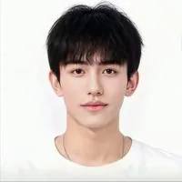 Yang Heyizhou