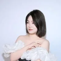 杨荔