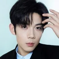 杨龙