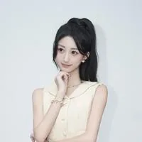 양신예(양신루이)