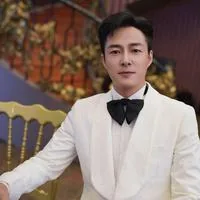 阳阳