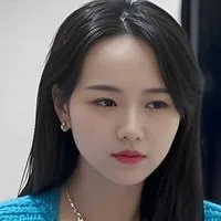 媱丽萍