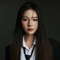 尤麗