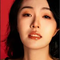 余珈