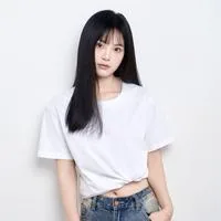 鱼幼薇