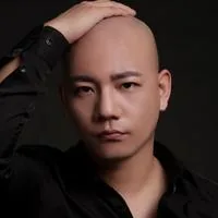展辰飞