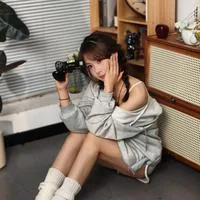 张佳妍