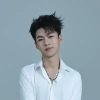 张慕辰