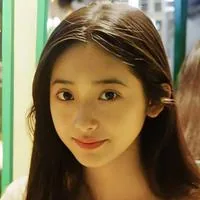张佩妮