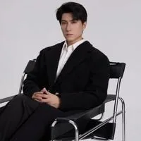장세룡(장스룽)