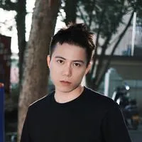 张希奇