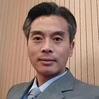 张严飞