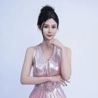 张妤晨