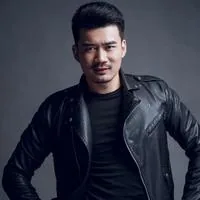 甄鹏宇