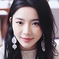 郑浛枂