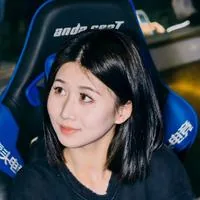 郑佳佳