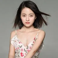 周曼栩