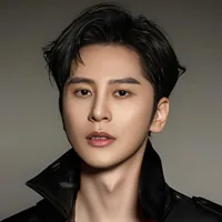 尊淏