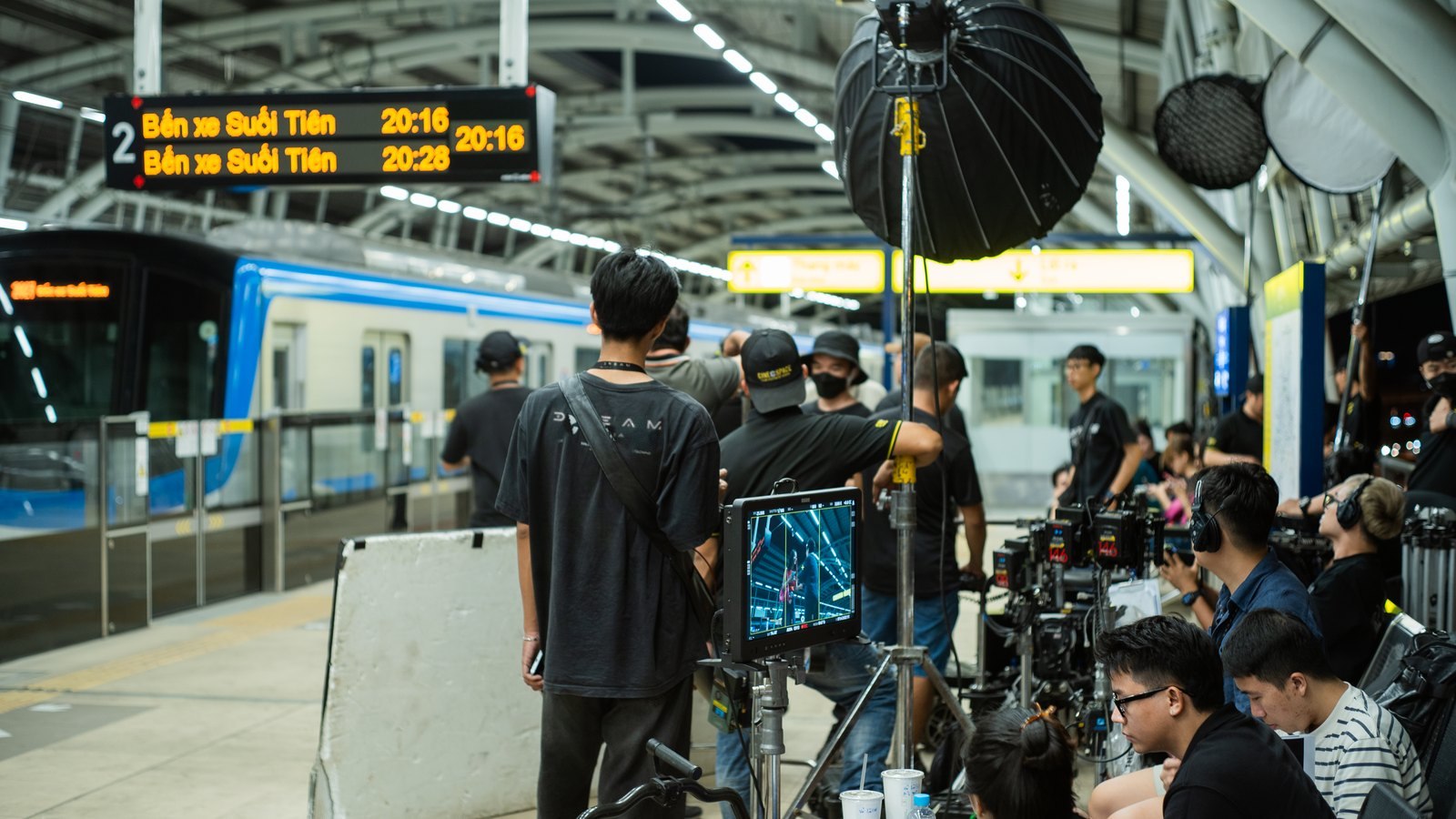 Line producer in Vietnam: what they do, when to hire one