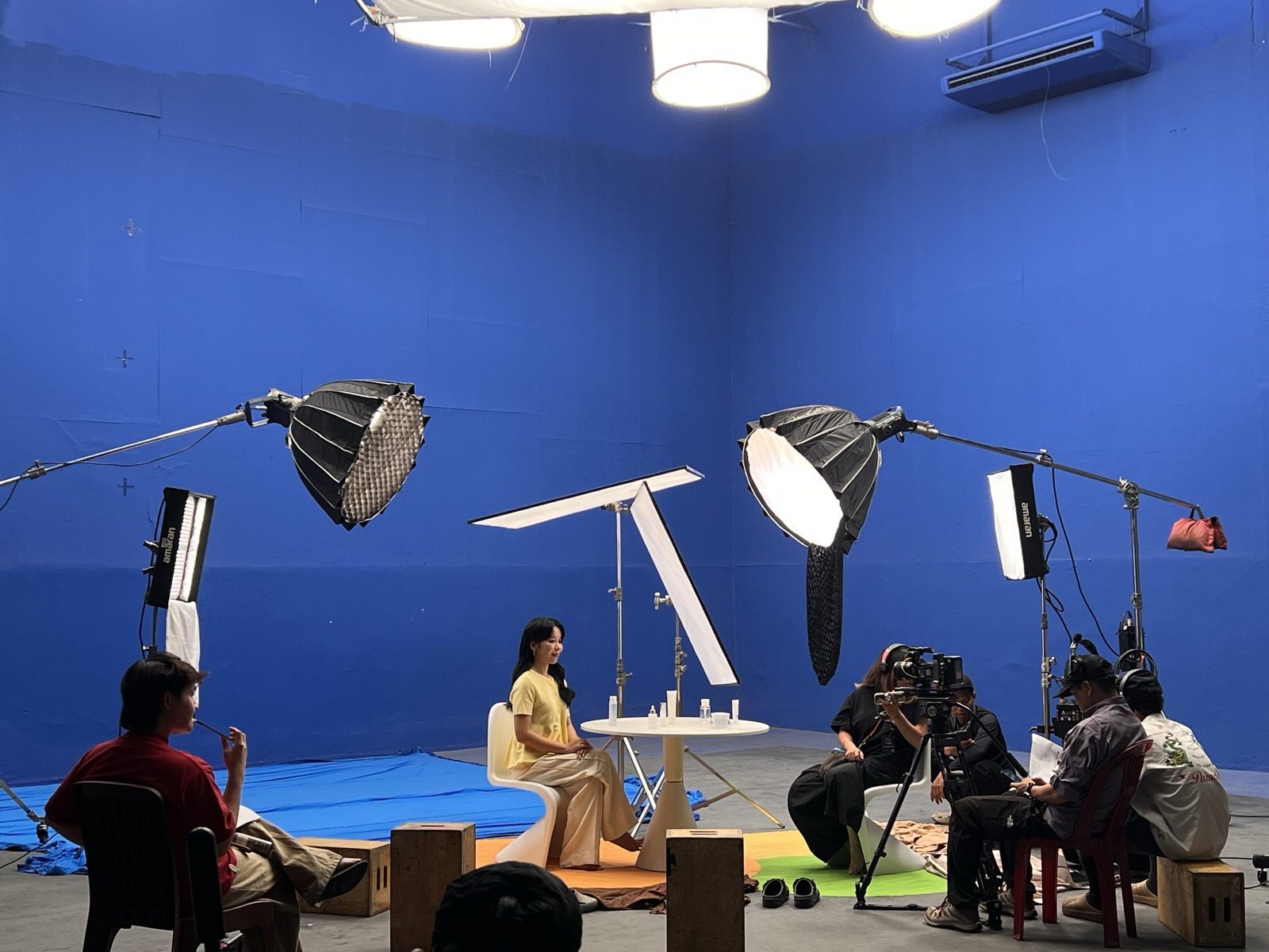 Enat, the talk-show set
