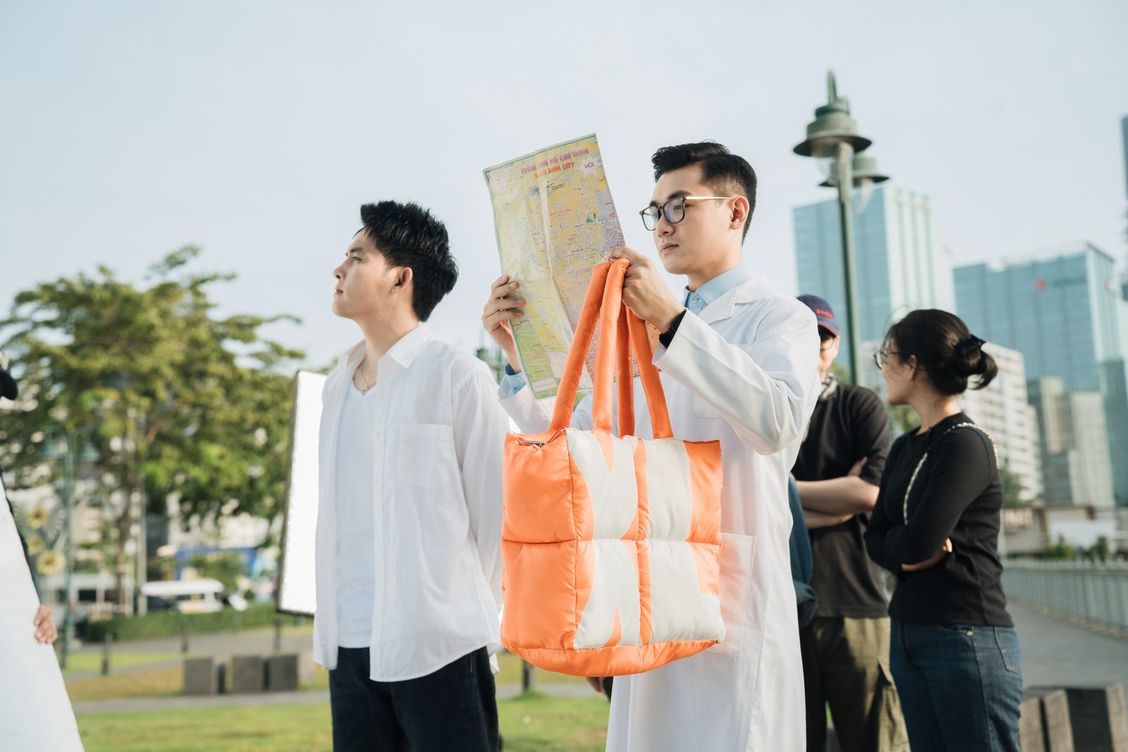 La Roche-Posay, orange tote, first look