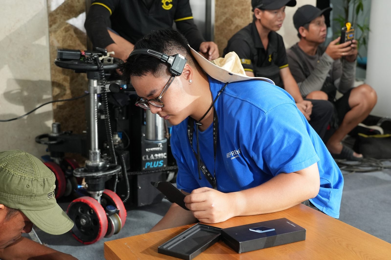 Samsung, eye to the product