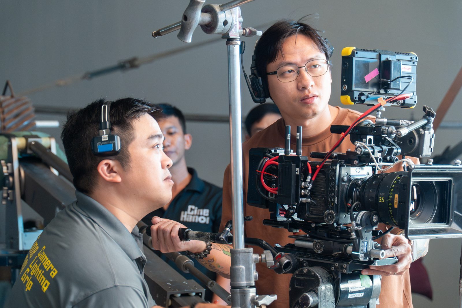 Vaseline, focus puller and operator