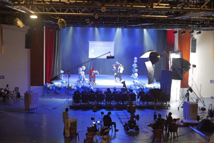 Samsung Galaxy A56, a hall turned into a stage