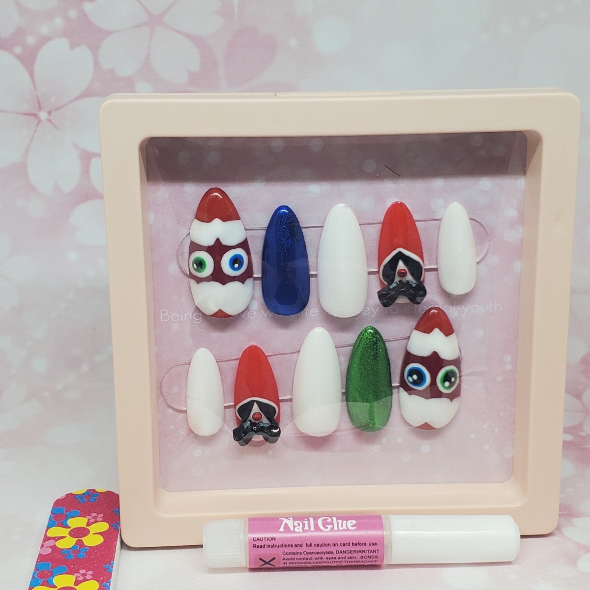 "The Amazing Digital Circus" themed Caine press-on nails