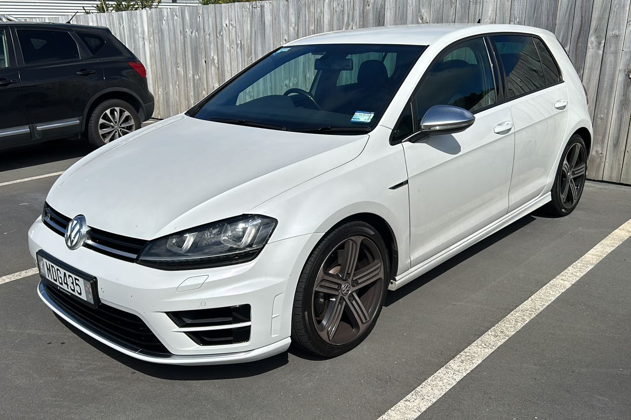 2016 Volkswagen Golf R