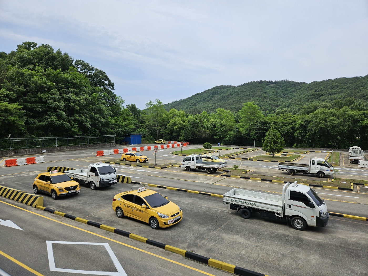 부여 명문 운전면허학원의 넓고 쾌적한 장내기능시험장