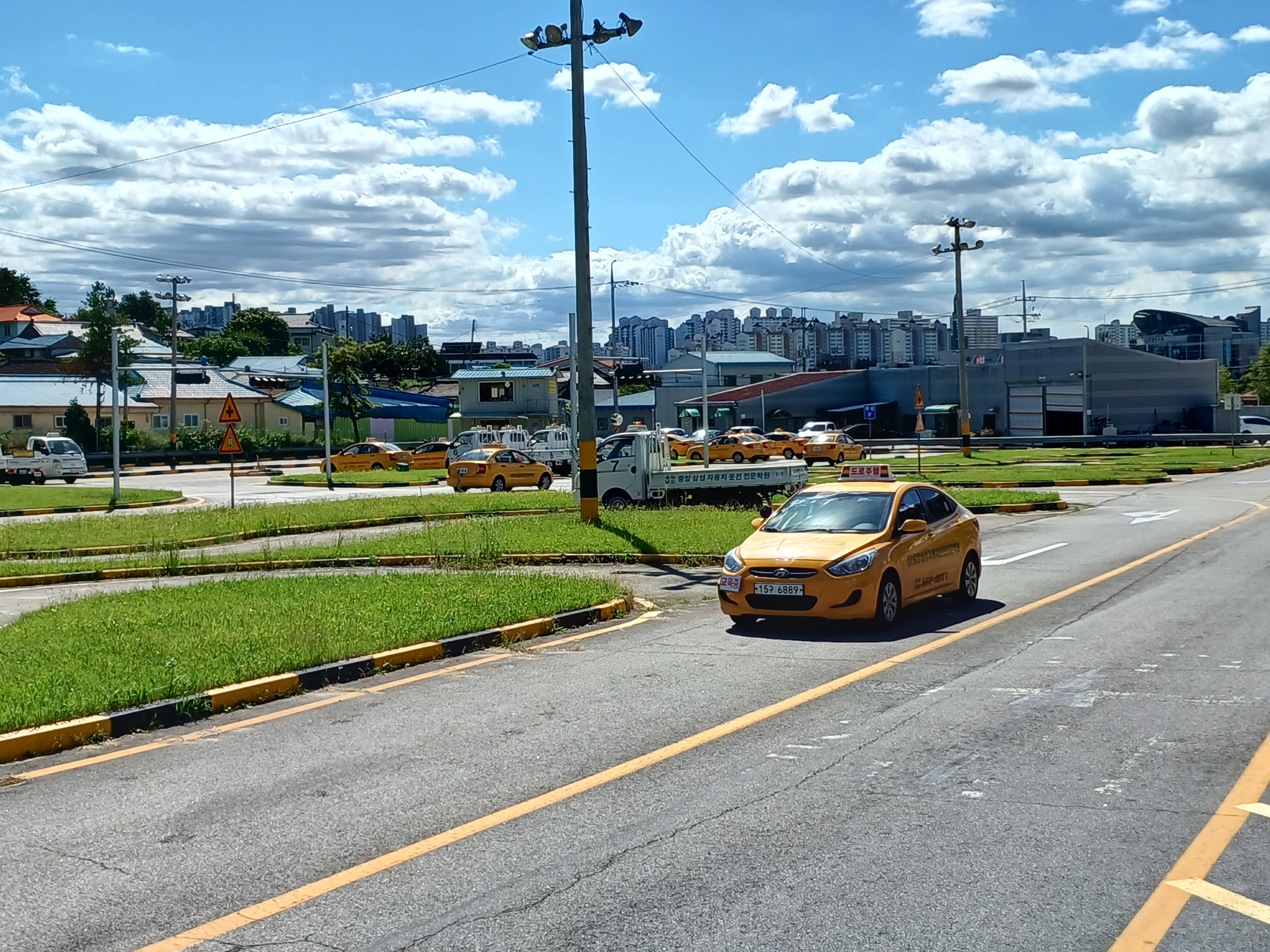 천안중앙자동차운전전문학원 기능 시험장 전경